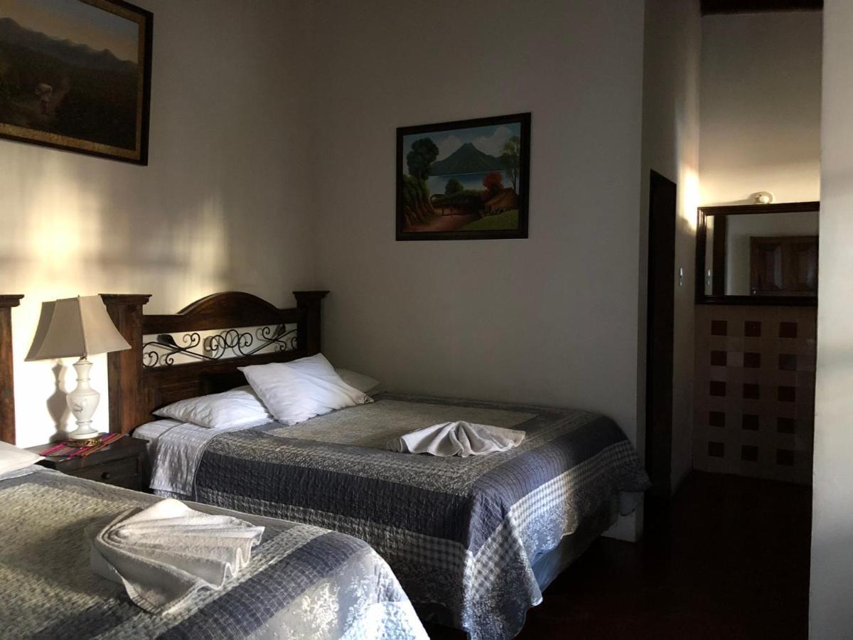 Dionisio Inn Antigua Buitenkant foto
