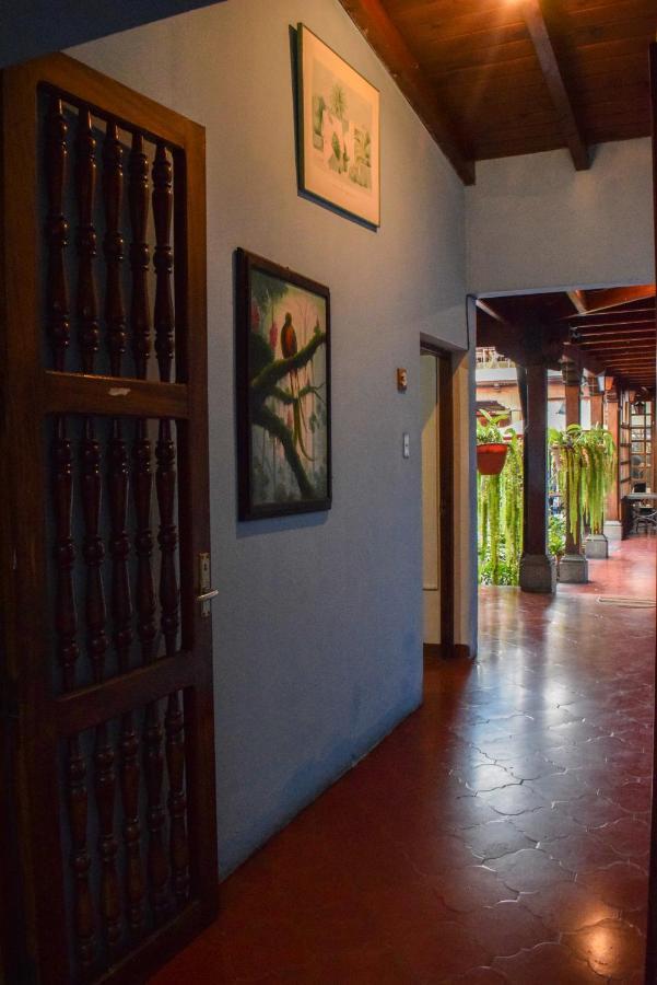 Dionisio Inn Antigua Buitenkant foto