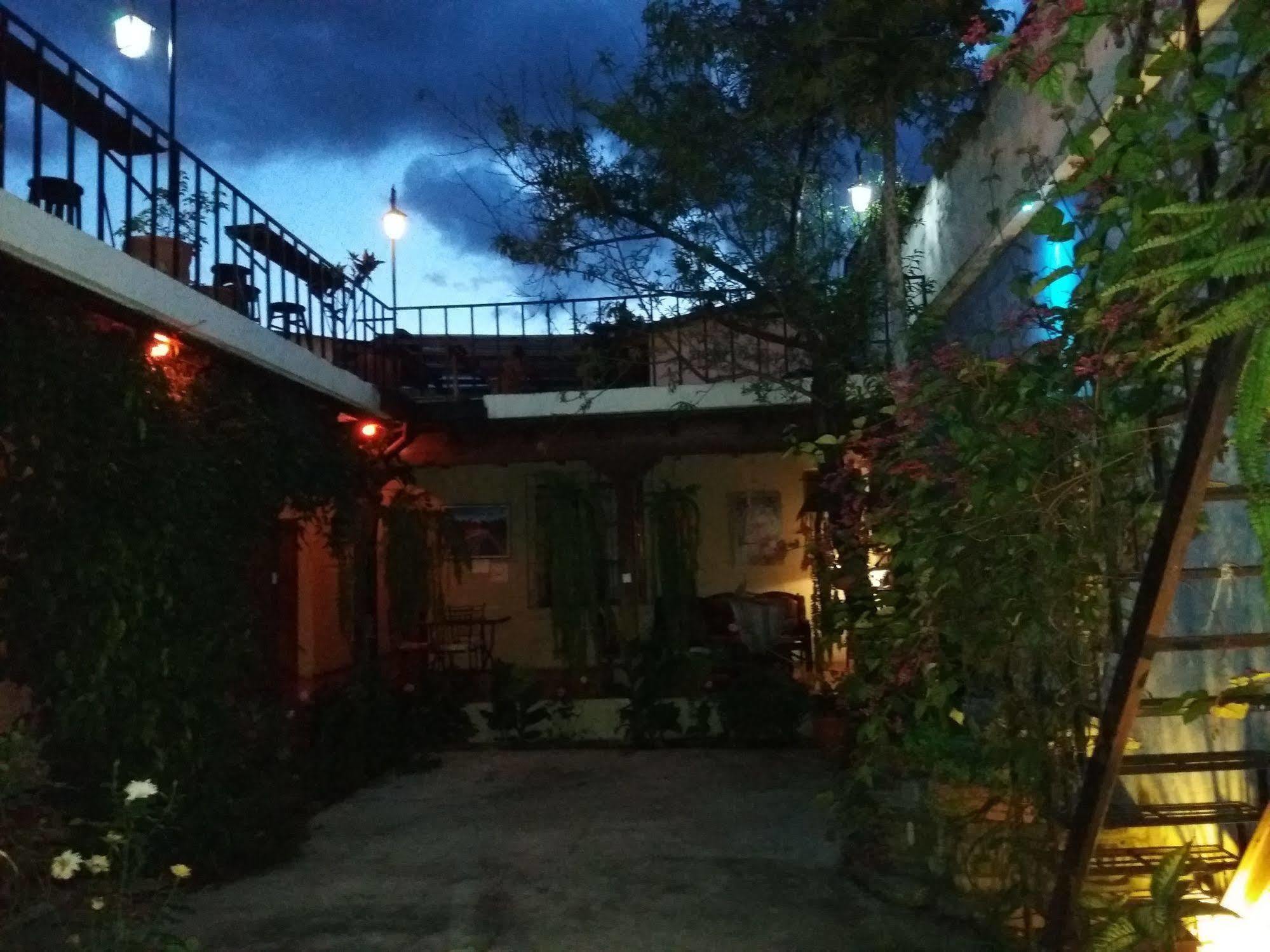 Dionisio Inn Antigua Buitenkant foto