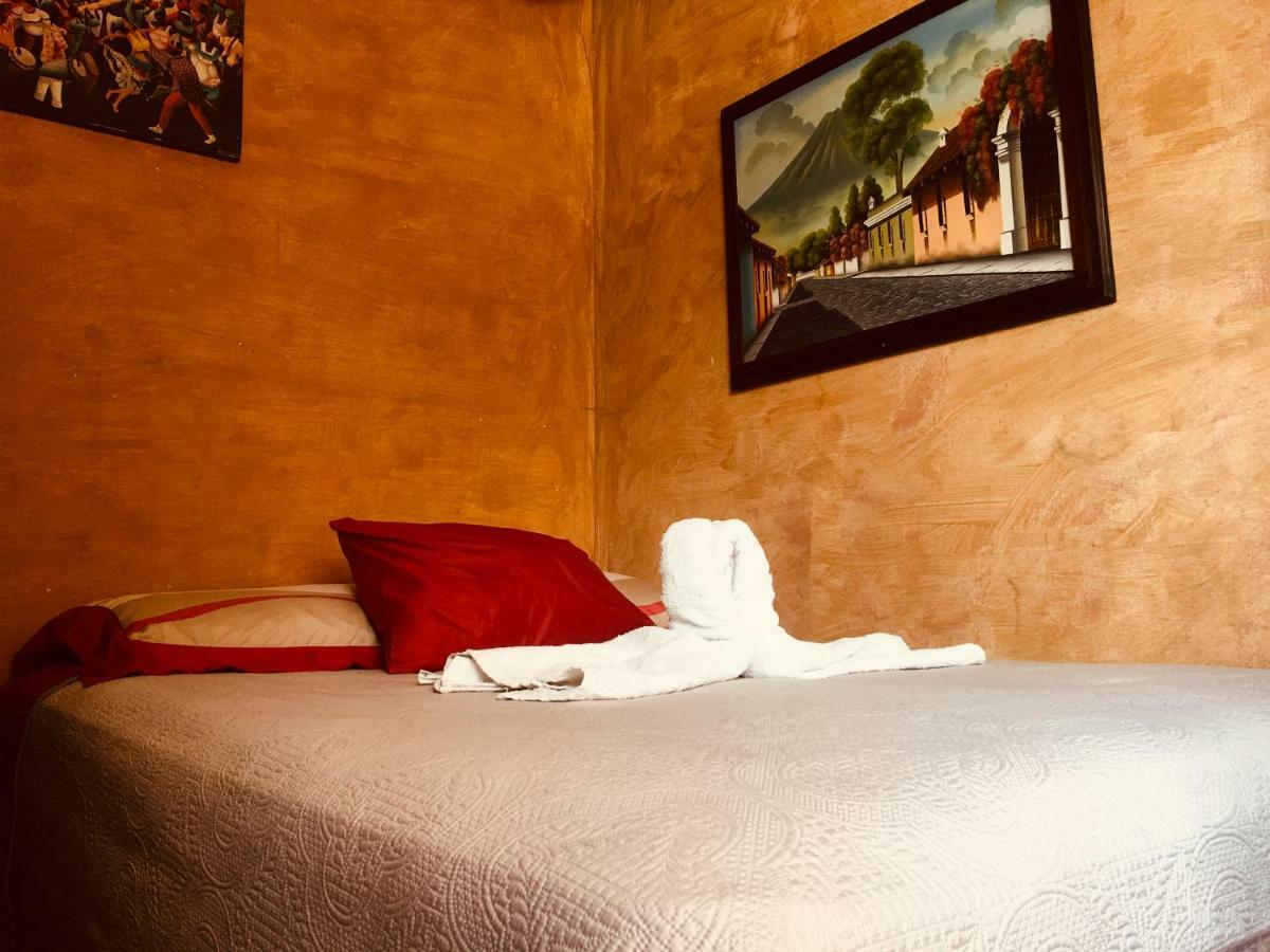 Dionisio Inn Antigua Buitenkant foto