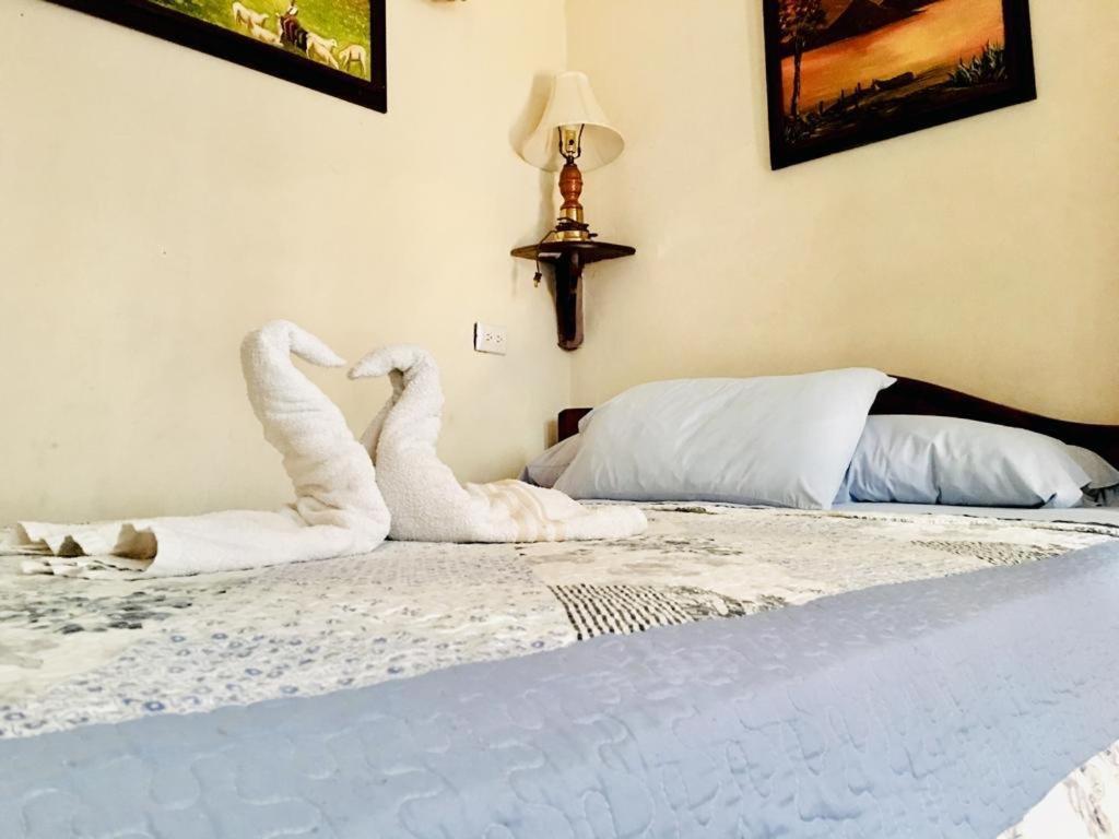 Dionisio Inn Antigua Buitenkant foto